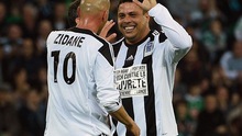Ronaldo, Zidane & Những người bạn thua Các ngôi sao Saint Etienne trong 'cơn mưa' bàn thắng