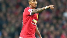 Ashley Young: 'Mỗi ngày với Van Gaal là một thách thức'