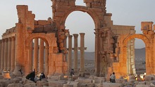 Phiến quân IS đã 'hoàn toàn kiểm soát' thành cổ Palmyra ở Syria