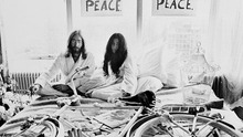 Từ cuộc 'Nằm vì hòa bình' của John Lennon và Yoko trong chiến tranh Việt Nam