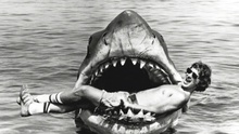 Bom tấn 'Hàm cá mập' tròn 40 tuổi: Vĩ đại và... lỗi thời