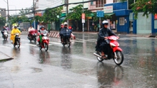 Thời tiết cuối tuần: Nắng nóng giảm, Hà Nội có mưa vài nơi