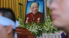 Chủ tịch nước Trương Tấn Sang viếng Giáo sư Trần Văn Khê