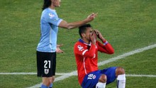 Jara bị tố chửi Cavani: 'Bố mày sẽ phải ăn cơm tù 20 năm'