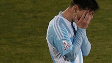 Một lần nữa, Messi rơi lệ vì Argentina