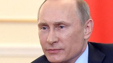 Ông Putin đặt bút ký một sắc lệnh, 110.000 người mất việc