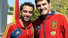 Xavi chỉ trích Real Madrid thiếu tôn trọng Casillas