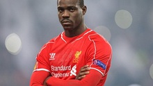 Balotelli khiến CĐV Liverpool tức tối khi cổ vũ cho Sterling