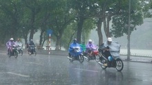 Cảnh báo mưa dông ở khu vực Hà Nội