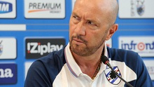 Walter Zenga xin lỗi CĐV sau khi Sampdoria thua 0-4 trước đội bóng 'vô danh'