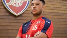 Đối thoại Oxlade-Chamberlain: ‘Bè phái là khái niệm xa xỉ ở Arsenal'