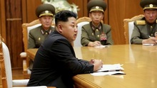 Triều Tiên 'đang chờ lệnh tấn công'; Mỹ - Hàn vừa tạm dừng đã nối lại tập trận