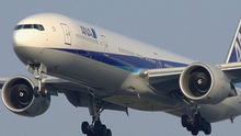 Boeing 777 hạ cánh khẩn cấp ở Nhật Bản vì động cơ 'tỏa hơi nóng' bất thường