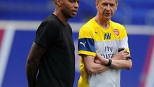 Arsenal không mua tiền đạo, Henry bảo vệ Wenger