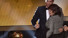 Từ Ronaldo, Bale, Terry đến... Berahino: Ai cũng có một người mẹ