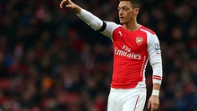 Mesut Oezil có thể rời Arsenal vào mùa Hè tới