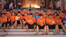 Tuyển thủ U19 Việt Nam mê mẩn với vẻ đẹp chùa Vàng Shwedagon