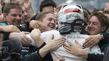 Mercedes AMG Petronas bảo vệ thành công chức vô địch thế giới: Sống lại huyền thoại “mũi tên bạc”