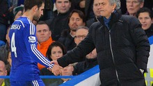 TIẾT LỘ: Fabregas cầm đầu nhóm cầu thủ ‘làm phản’ Mourinho
