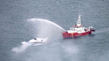 Xem diễn tập tìm kiếm cứu nạn máy bay rơi giữa biển Nghệ An