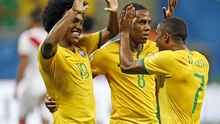 Brazil 3-0 Peru: Douglas Costa tỏa sáng giúp Brazil vươn lên vị trí thứ 3