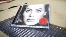 ‘25’ của Adele lập kỷ lục ở Mỹ trong 3 ngày đầu phát hành