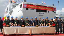 Đà Nẵng hạ thủy tàu Cảnh sát biển 8005