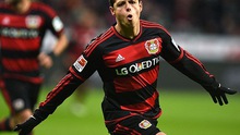 Chicharito lại tỏa sáng, lập hat-trick cho Leverkusen, Van Gaal có tiếc?