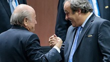 Hôm nay, FIFA sẽ tuyên cấm Blatter và Platini hoạt động bóng đá trong 7 năm
