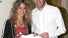 Shakira 'gặp họa' vì chụp cùng Zidane
