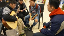 Thanh niên miền Bắc kéo nhau đi sơ tuyển 'X-Factor', 'Giọng hát Việt'