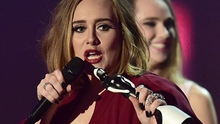 Adele... nói tục khi nhận giải 'Grammy nước Anh'
