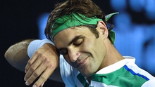 Federer lùi ngày tái xuất sân quần