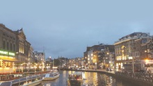 Ngắm Amsterdam từ những dòng kênh
