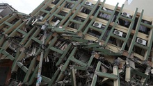 CẬN CẢNH: Ecuador bị động đất tàn phá kinh hoàng như 'Năm đại họa 2012'