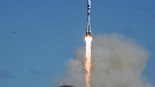 Vừa phóng tên lửa thành công, Lãnh đạo xây sân bay vũ trụ Vostochny đã ‘xộ khám’