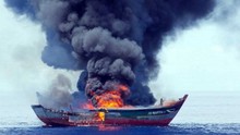Palau vừa đốt 1 tàu cá Việt Nam đánh bắt thủy sản trái phép