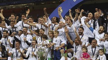 Các danh thủ bóng đá chúc mừng Real Madrid vô địch Champions League