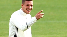 Podolski: 'Tôi không tới EURO để làm linh vật'