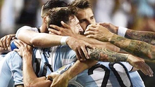 Argentina 5-0 Panama: Messi rực sáng ngày trở lại, Argentina giành vé vào tứ kết