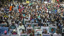 Mexico: Đụng độ trong cuộc biểu tình làm hàng chục người thương vong
