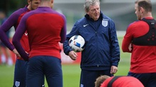 Roy Hodgson sẽ thay một nửa đội hình ở trận gặp Slovakia