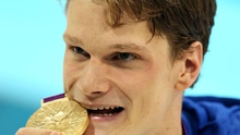 Nhà vô địch Olympic hứa bơi vòng quanh biển nếu Iceland vô địch EURO