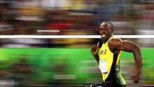 Xem Usain Bolt THẮNG DỄ ở bán kết 200m nam