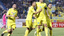 Cuộc đua đến chức vô địch V-League 2016: Chuyện của Than Quảng Ninh và Hà Nội T&T