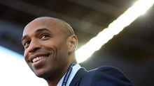 Tại sao Thierry Henry vắng mặt ở trận đấu giữa các danh thủ Arsenal và Milan?