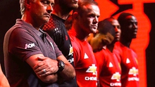 Man United của Mourinho phục vụ Rooney hay Pogba?