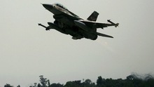 Quân đội Syria bắn hạ máy bay chiến đấu Israel