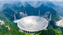 Chùm ảnh: Trung Quốc thử nghiệm kính viễn vọng lớn nhất thế giới