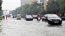 VIDEO CẬP NHẬT: Hàng ngàn ngôi nhà bị nước nhấn chìm. Quảng Bình sẽ phải đối mặt với trận lũ lịch sử